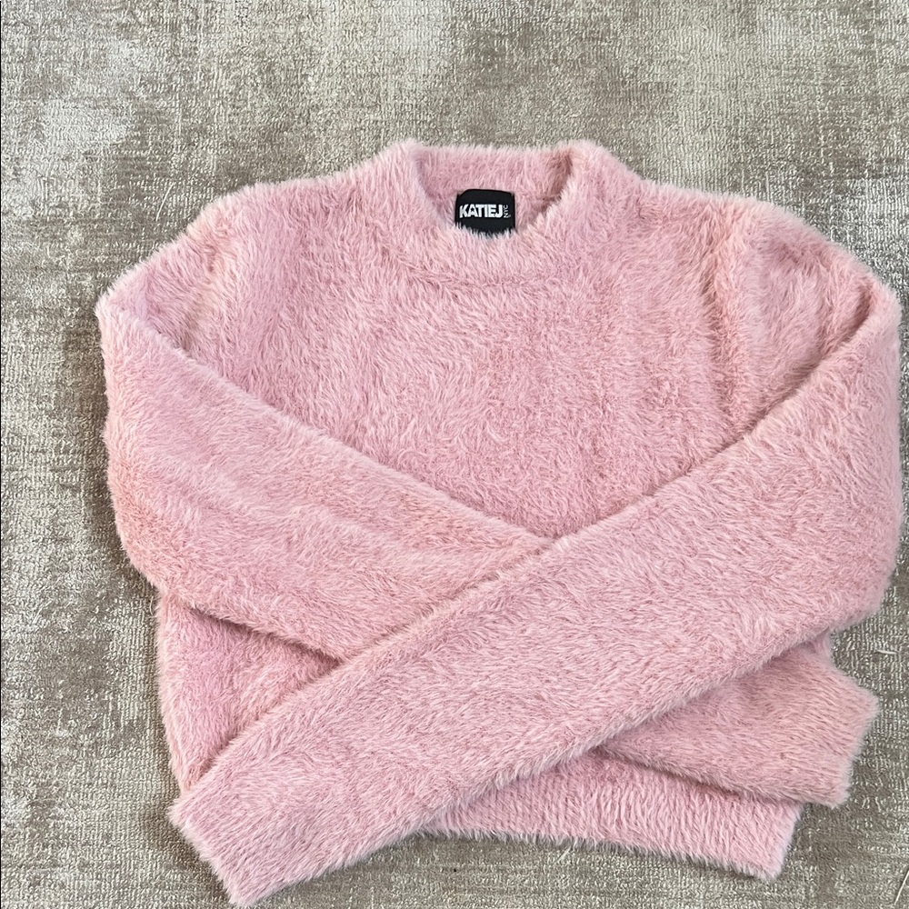 Katie J Girls XL Soft Pink Crew Neck Sweater.